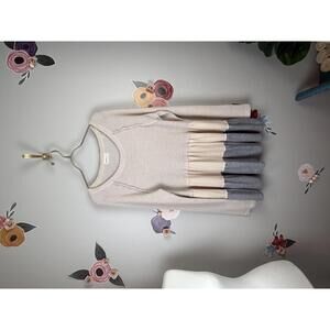 AMOLI Layered Cream and Gray Peplum Waffle Knit Tunic - Size - Medium